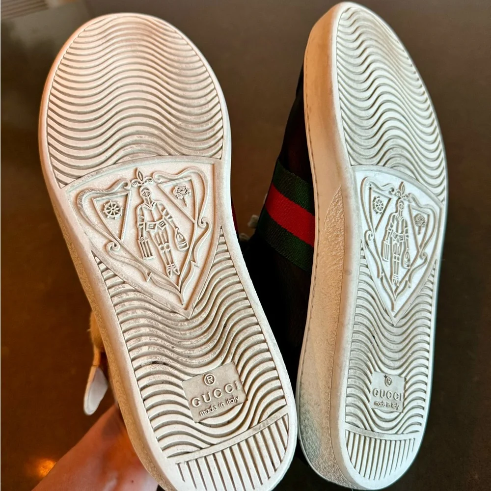 Women’s Gucci high top sneakers. - Picture 7 of 7